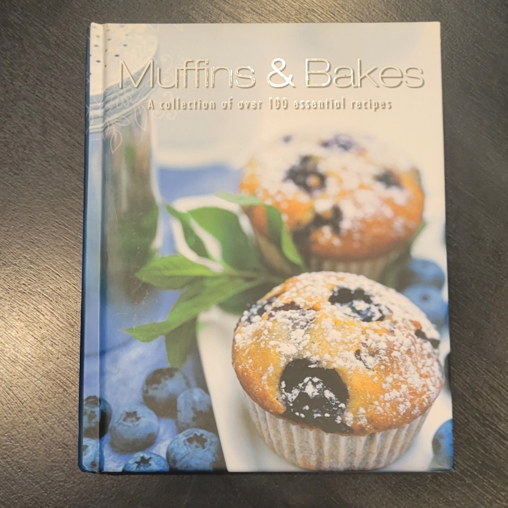 Muffins & Bakes Recipe Book